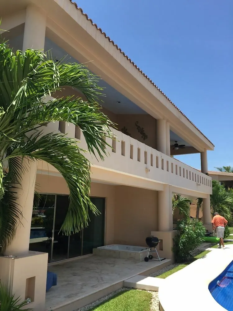 Hotel Los Vientos Puerto Aventuras