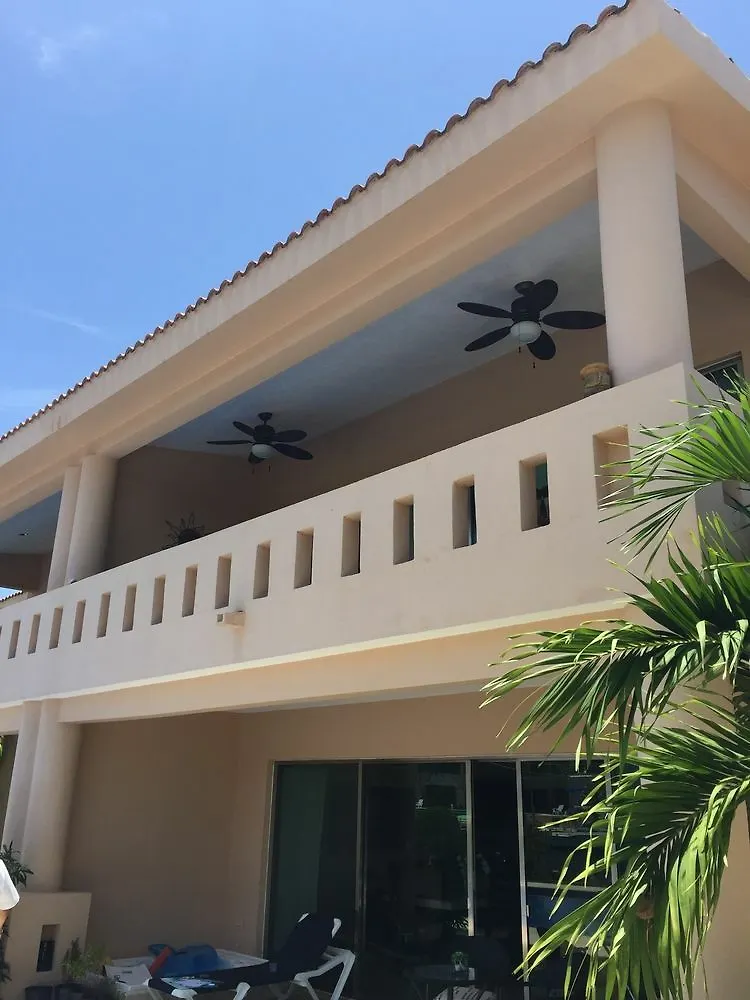 Hotel Los Vientos Puerto Aventuras